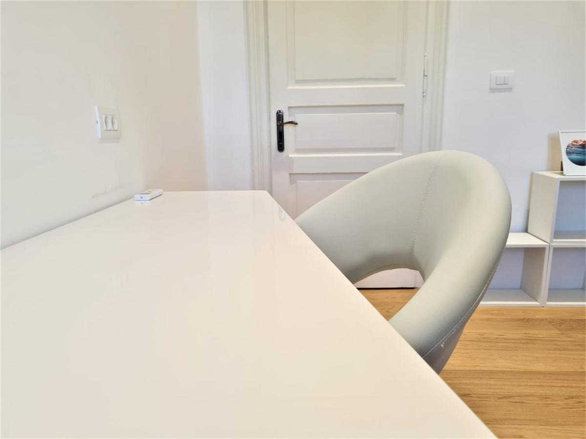 Tom'S Luxury Apartment Zadar, Branimirova Obala Exterior foto